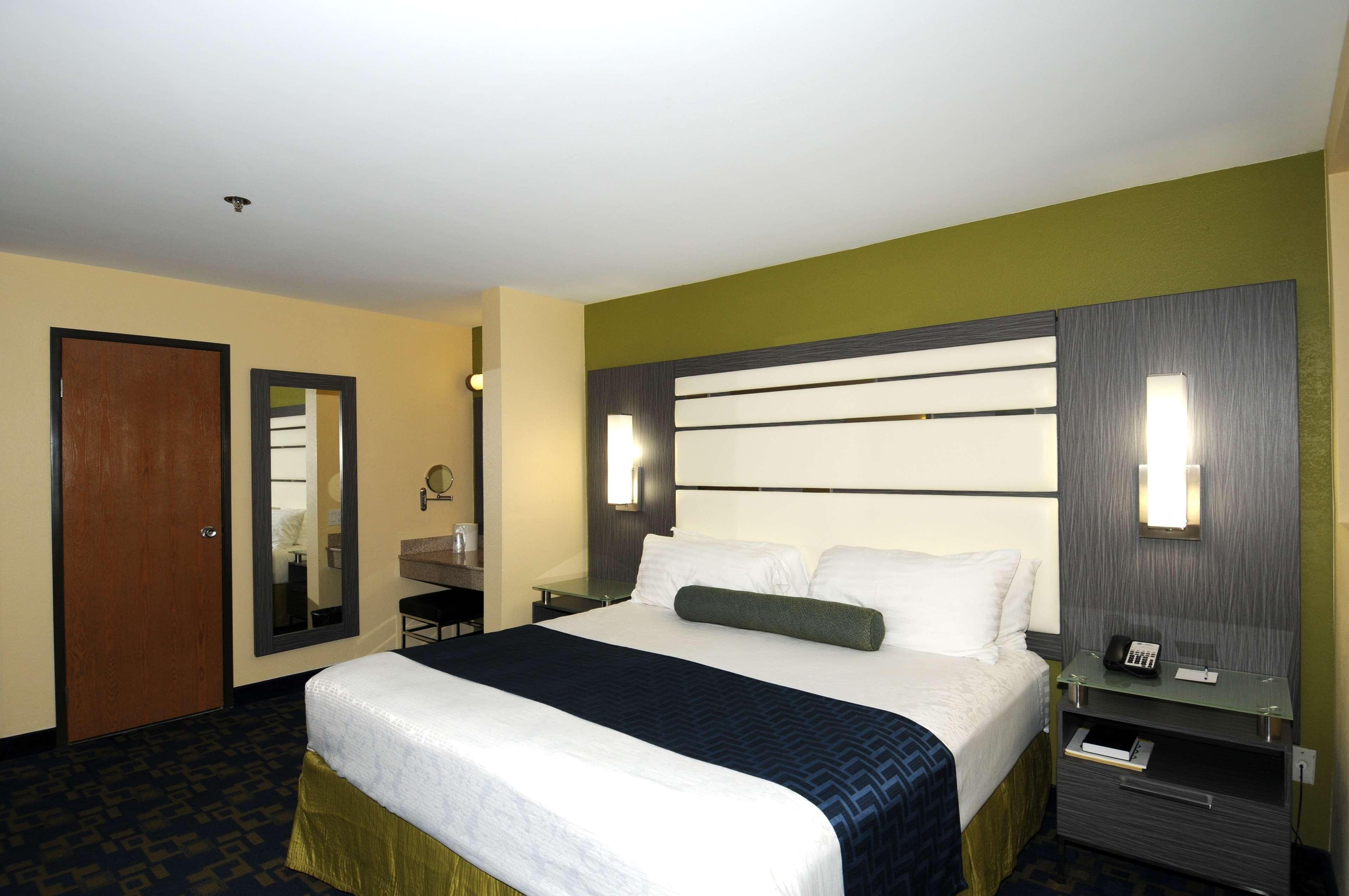 Best Western Antelope Inn & Suites Red Bluff Εξωτερικό φωτογραφία