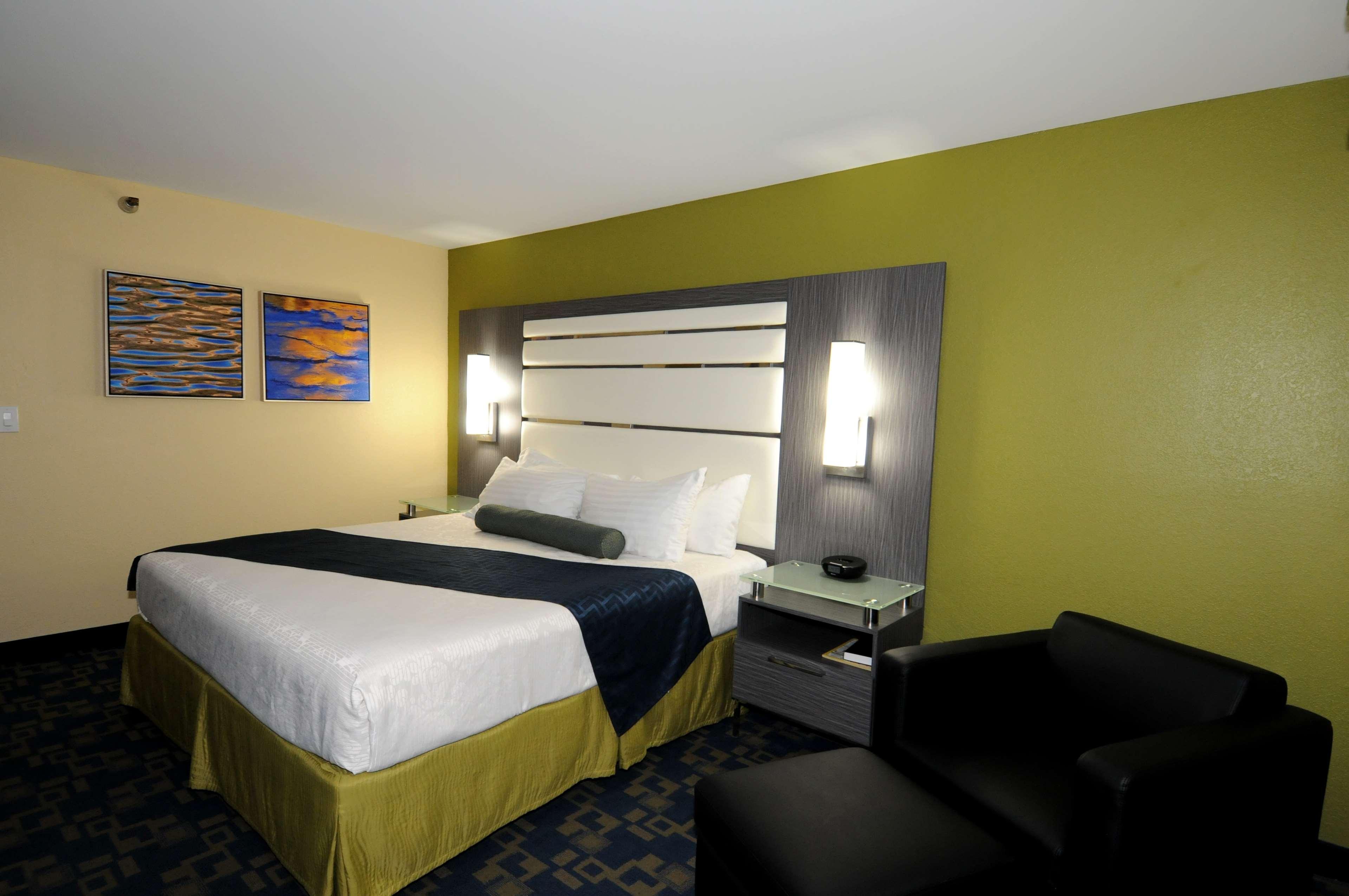 Best Western Antelope Inn & Suites Red Bluff Εξωτερικό φωτογραφία